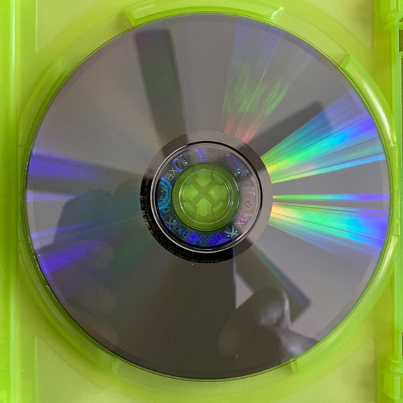 XBOX 360 PLATINUMHITS  GRAND THEFT AUTO IV - Picture 7 of 9